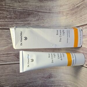 Dr. Hauschka Rose Day Cream NWT 1oz/30ml Exp 12/25**